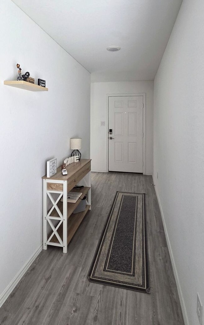 Building Photo - Northwest San Antonio Waterwheel Home