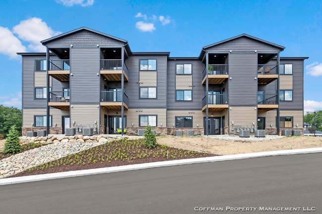 Building Photo - 4320 Pine Forest Blvd NE
