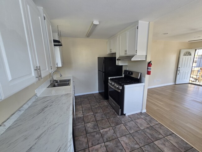 Kitchen - 12051 Lacie Ln