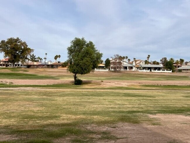 Foto del edificio - Golf Course 3BR Furnished with Mountain Views