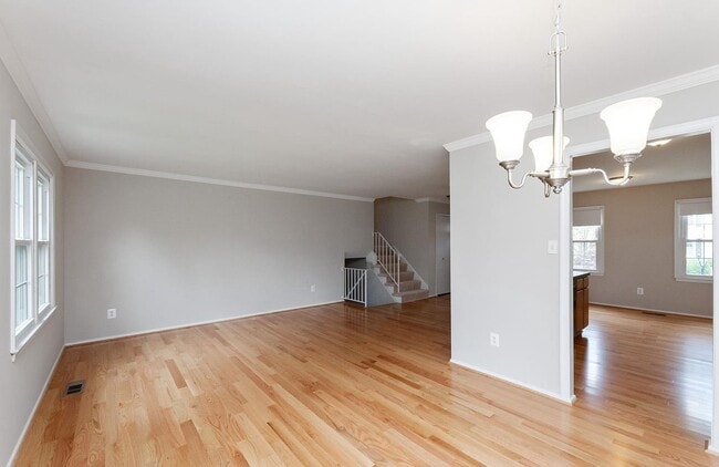 Building Photo - 5307 Greenough Pl