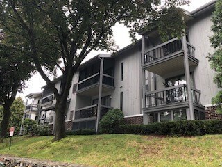 Foto del edificio - 1461 Pawtucket Blvd