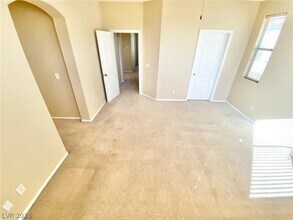 Building Photo - 8836 Palm Creek Ct