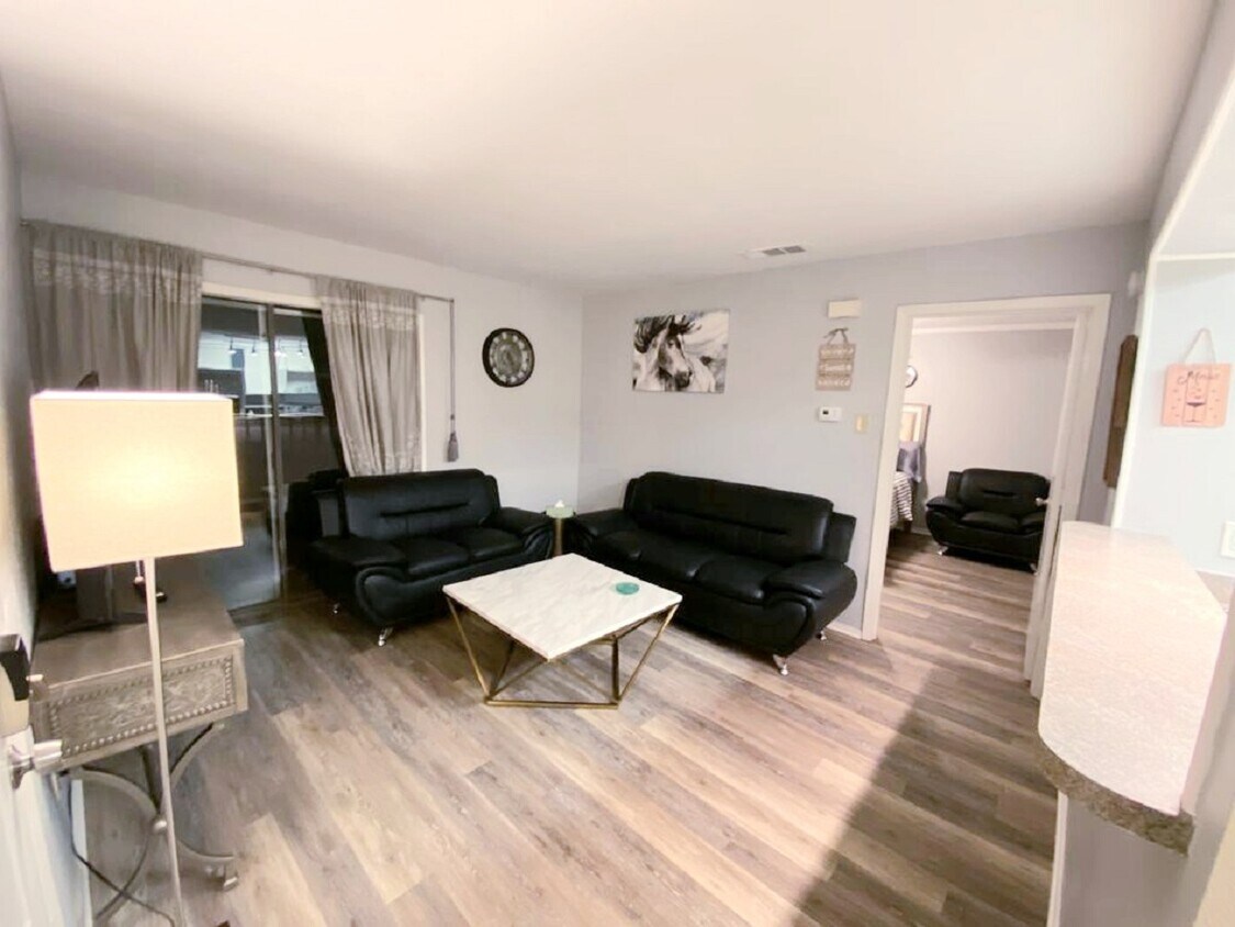 6900 Skillman St Unit 102, Dallas, TX 75231 Condo for Rent in Dallas