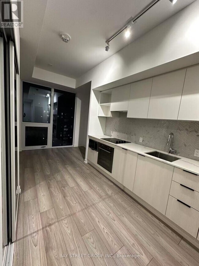 Building Photo - 82 Dalhousie St