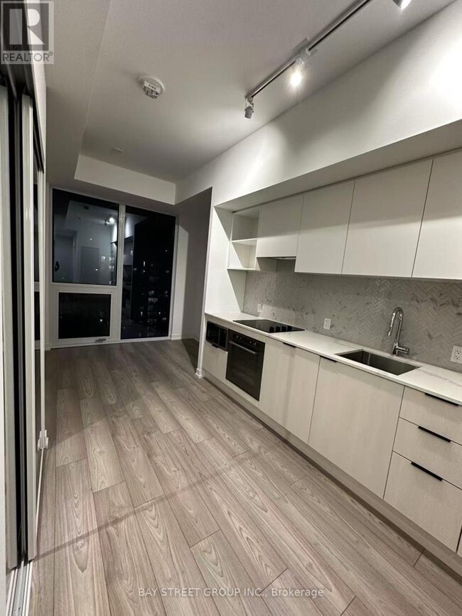 Photo du bâtiment - 82 Dalhousie St