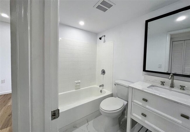 Foto del edificio - 163 NW 93rd Ave
