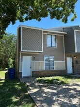 Building Photo - 1212 Stephen Dr