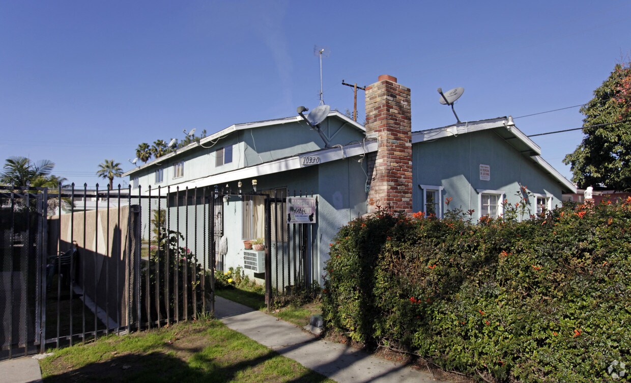 Primary Photo - 10330 Kimberly Ave