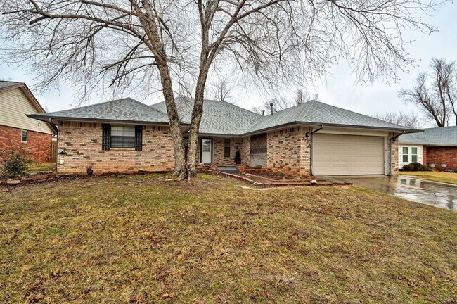 Building Photo - Beautiful 4 Bed 2 Bath Home in Edmond!