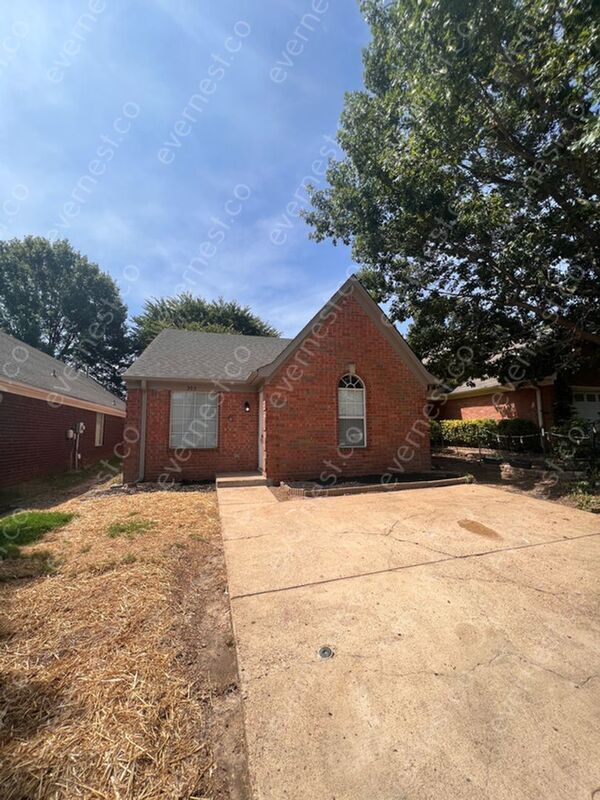 Building Photo - 303 Avery Jordan Cove