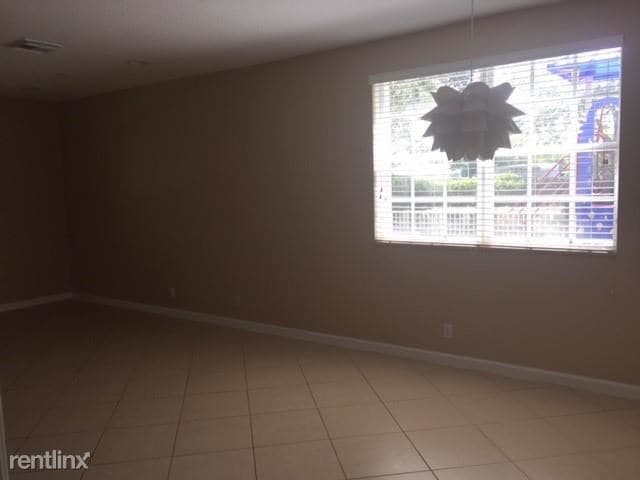 Foto del edificio - 3 br, 2.5 bath Townhome - 4809 N Wickham C...