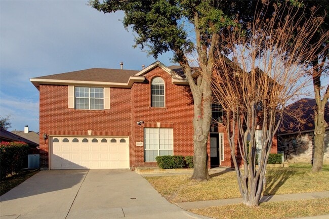 Photo - 3507 Tamarack Drive House