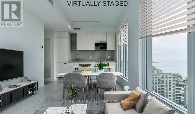 Building Photo - 39 Mary St