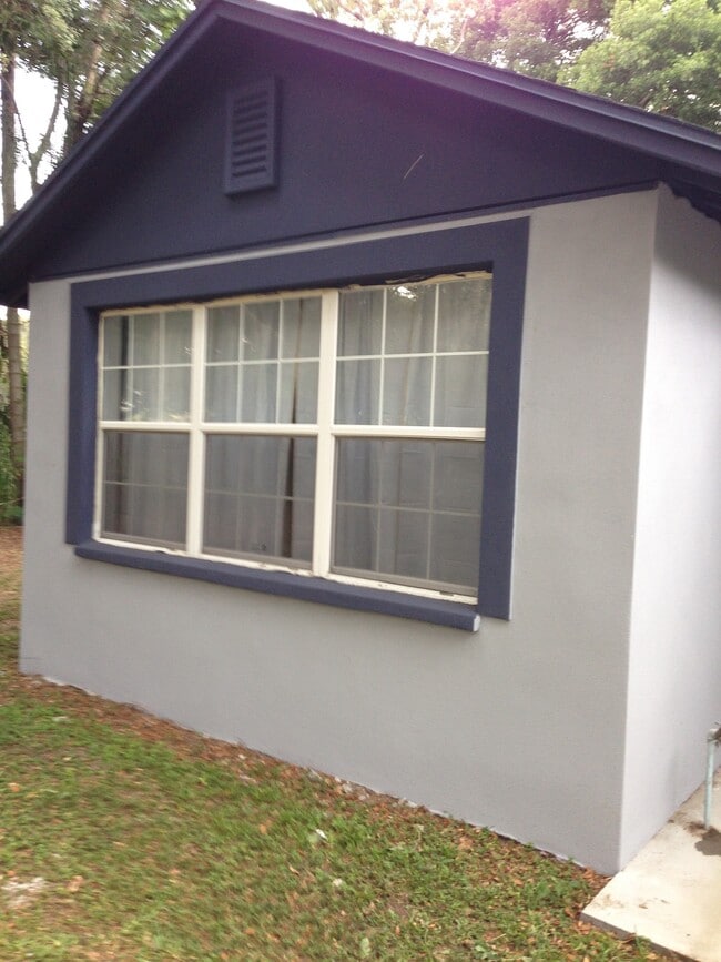 Foto del edificio - 308 N Hilltop Rd