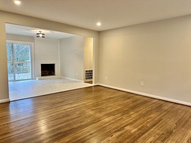 Foto del edificio - 231 Hillwood Ln