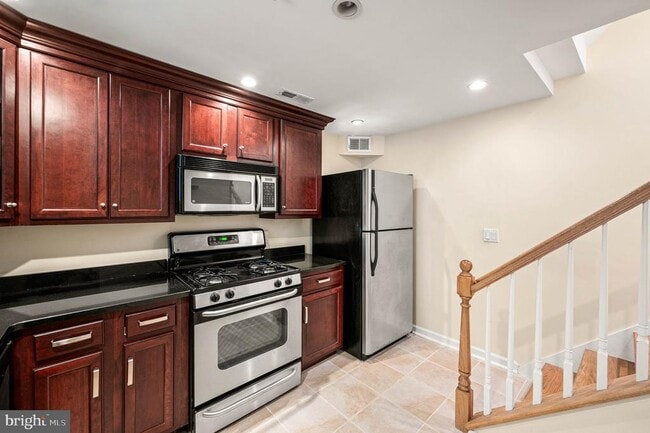 Foto del edificio - 1027 N 4th St