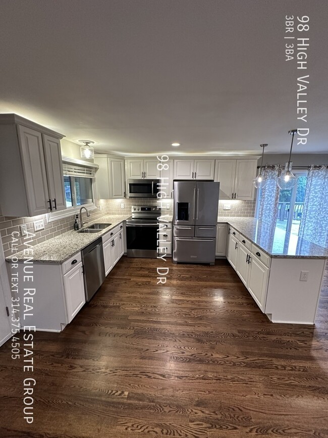 Building Photo - Just Listed! - 98 High Valley Dr