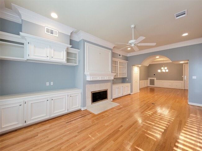 Foto del edificio - 6304 Pickens St