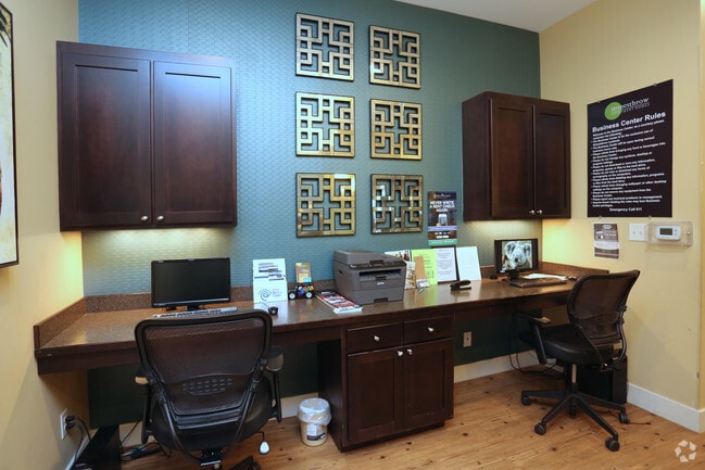 Building Photo - Stonesthrow