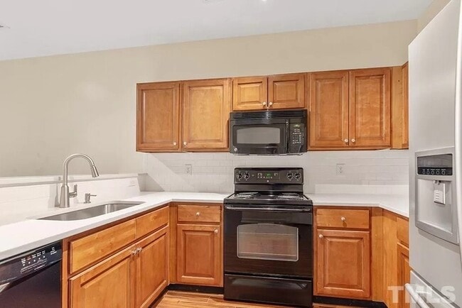 Building Photo - 2631 Oldgate Dr