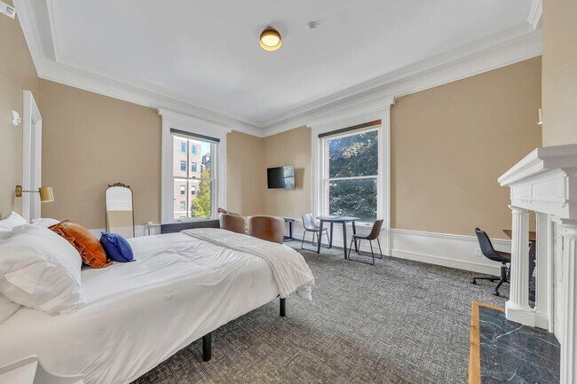 Building Photo - 166 Bryant St