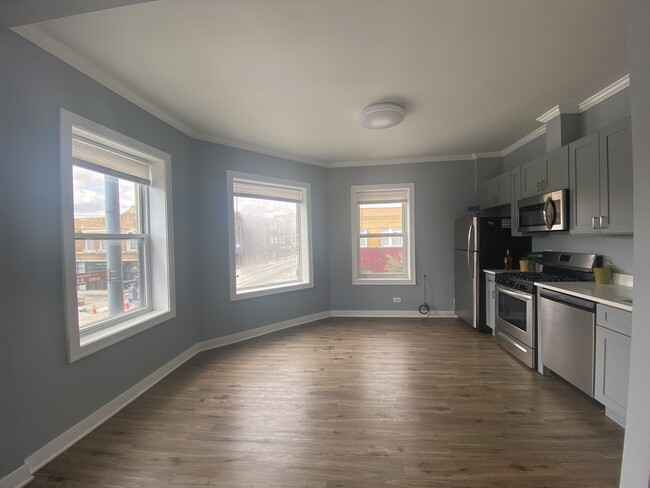 Foto del edificio - 2558 W Lawrence Ave