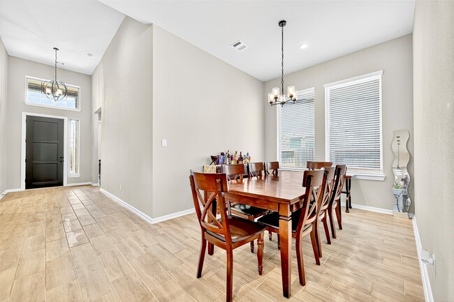 Foto del edificio - 6034 Painted Plains Ln