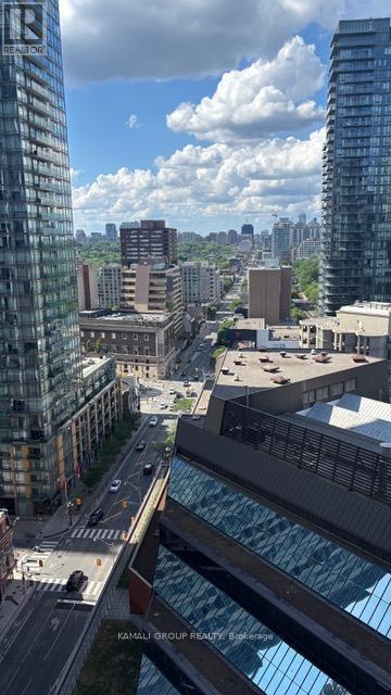 Photo du bâtiment - 771-2771 Yonge St