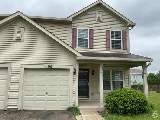 Building Photo - 4308 Dillon St