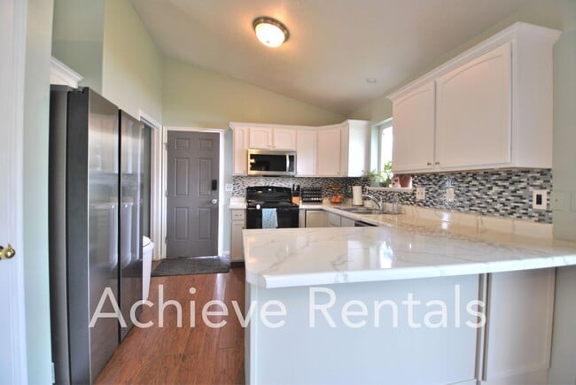 Foto del edificio - 43 1350 E