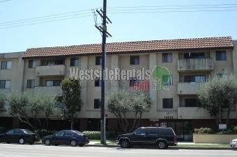 Primary Photo - 12626 Burbank Blvd