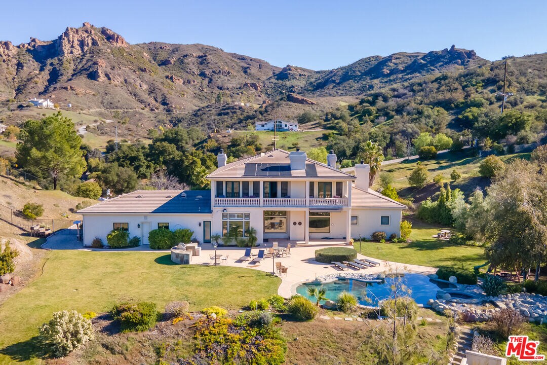 Foto principal - 415 Westlake Blvd