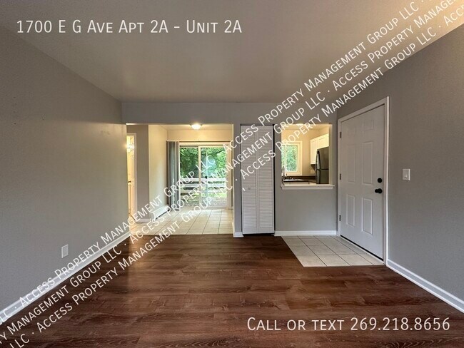 Foto del edificio - 1700 E G Ave