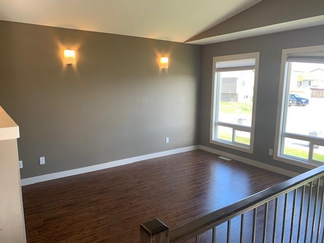 Photo du bâtiment - 3 bedroom in Grande Prairie AB T8W 0J3