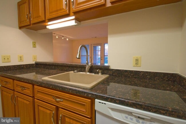 Building Photo - 20950 Timber Ridge Terrace