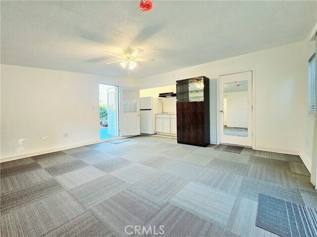 Foto del edificio - 7513 Lurline Ave