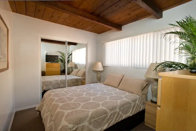 Foto del edificio - 4345-4347 Montalvo St