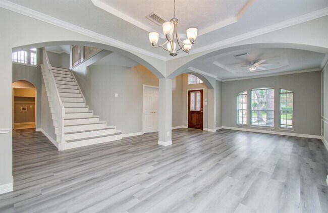Building Photo - 11211 Silver Rush Dr