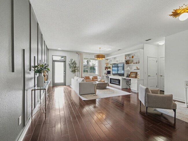 Foto del edificio - 1098 Harmony Ln