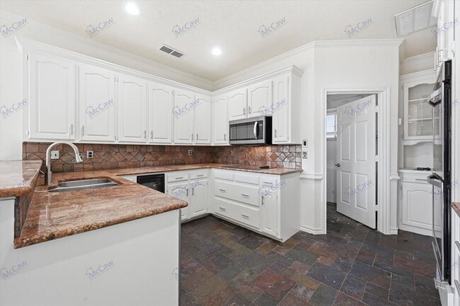 Building Photo - 3407 Bowden Hill Ln N