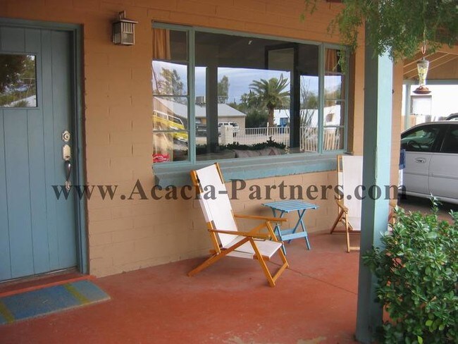 Foto del edificio - 4150 E 17th St