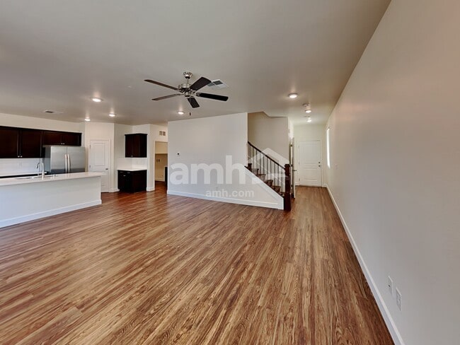 Foto del edificio - 6034 Theodore St