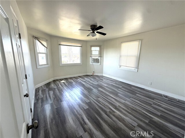 Foto del edificio - 2238 Eastlake Ave