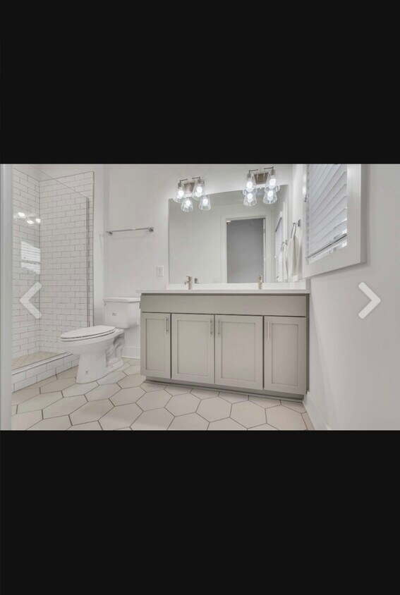 Primary Photo - 702 James Ave