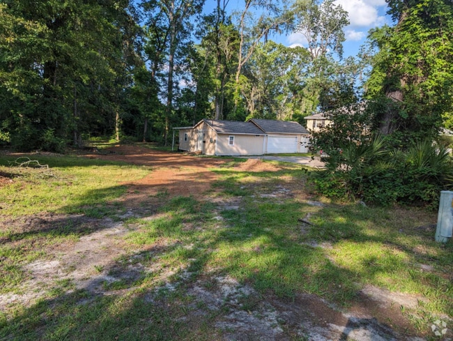 Building Photo - 412 Timberlane Cir