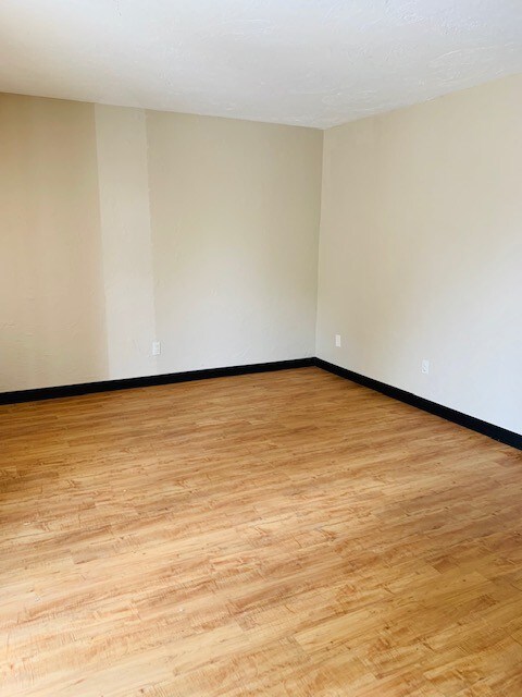 Foto del edificio - 2727 NW 36th St