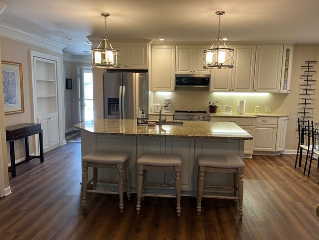 Building Photo - 3030 Marsh Winds Cir