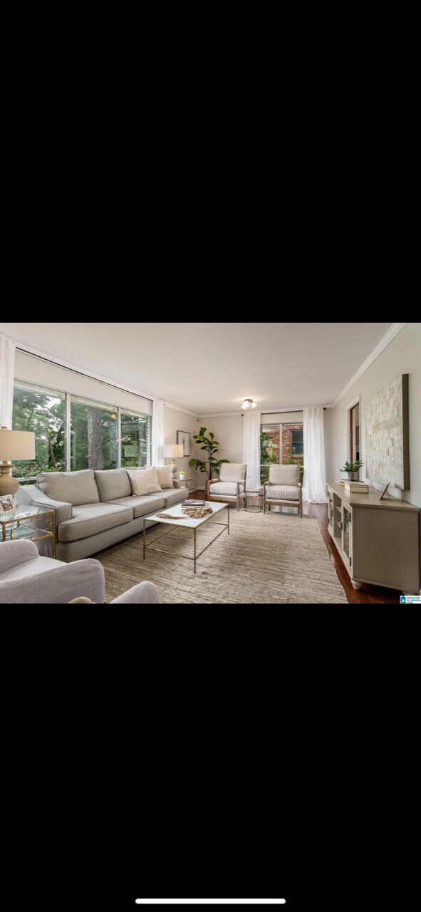 Foto del edificio - 4805 Clairmont Ave