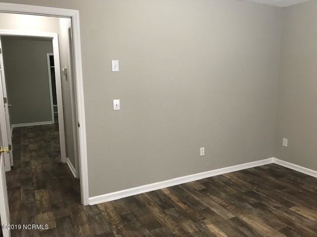 Foto del edificio - 1811 Summerhaven Dr